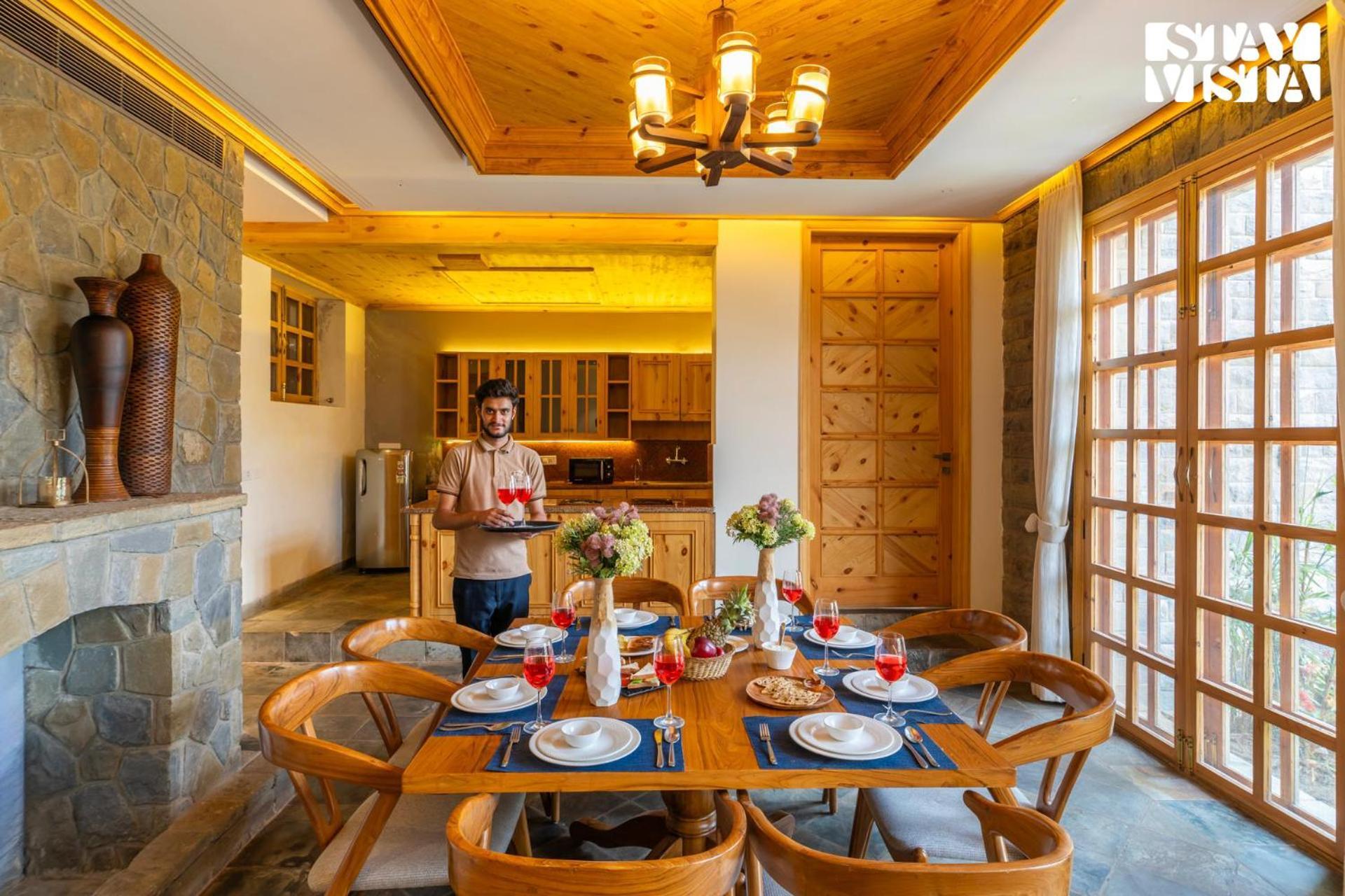 Stayvista At Sylvana Villas With Lawn, Bbq And Jacuzzi กัสซอลี ภายนอก รูปภาพ