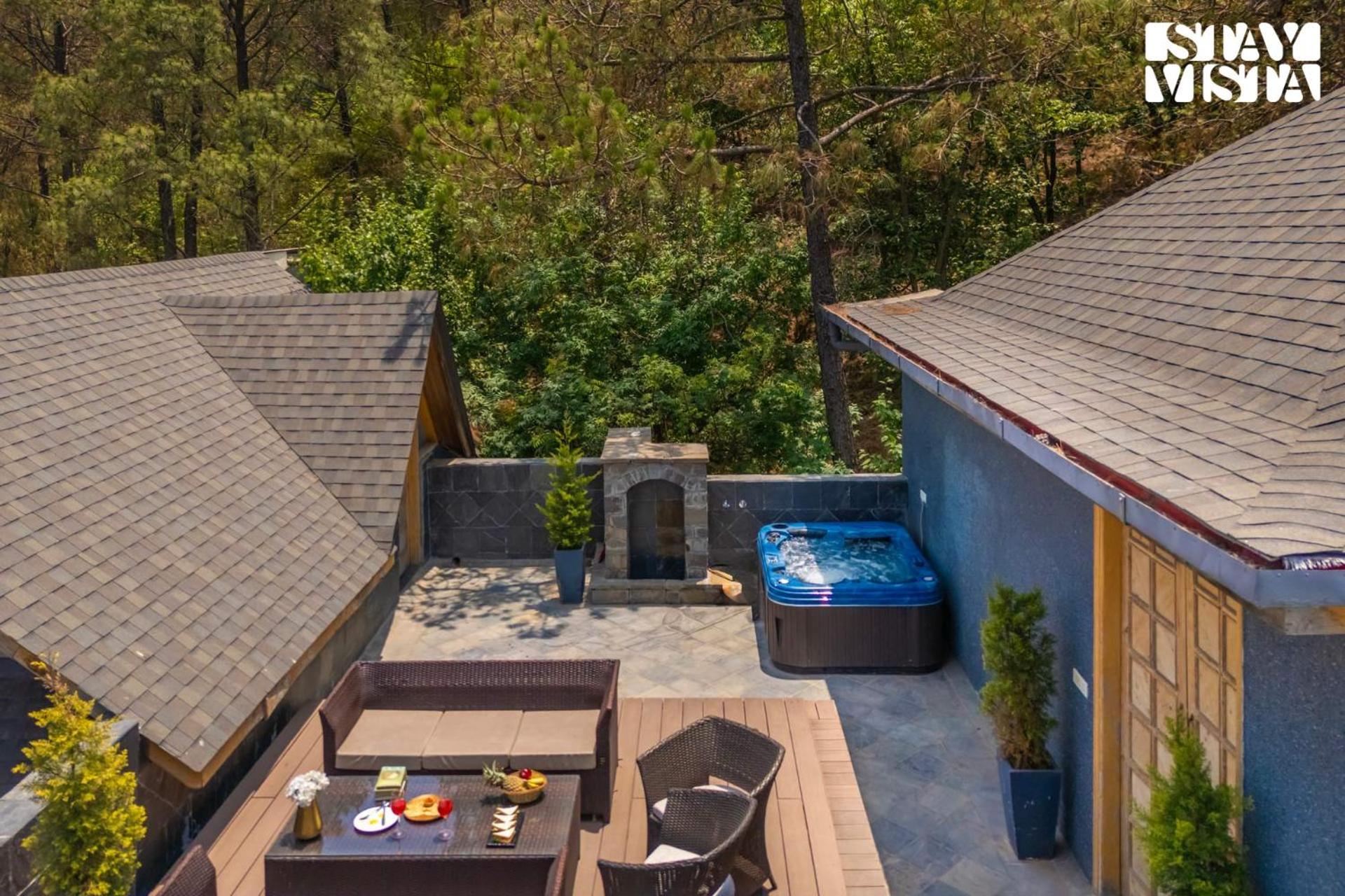Stayvista At Sylvana Villas With Lawn, Bbq And Jacuzzi กัสซอลี ภายนอก รูปภาพ